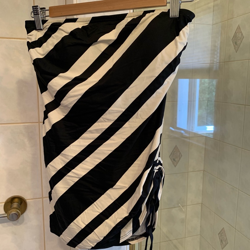 Bathing suit